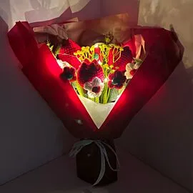 Red Crochet Flowers Valentine's Day Bouquets for Her