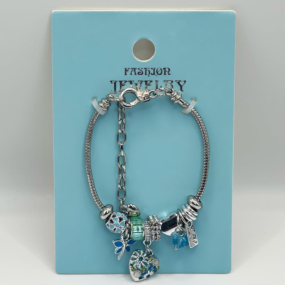 Adjustable Stainless Steel Charm Bracelet with Ocean Blue Mossy Heart and BANGLE Design