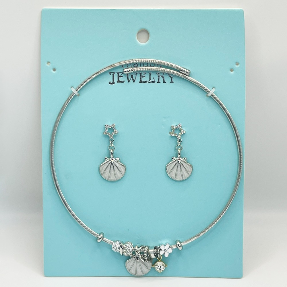 Stainless Steel Charm Necklace and EARRINGS Set - Silver Surf Clam Shell Design