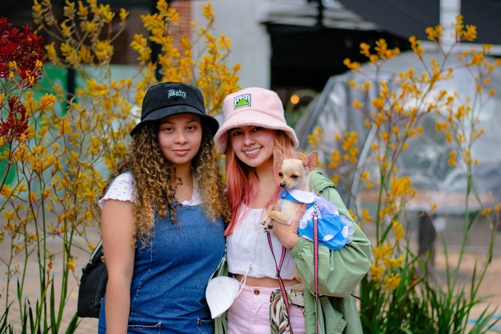 wear bucket hat women